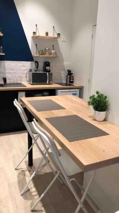 Апартаменти Le Berlier 60M2 + Cour Privee - Centre Historique Діжон Екстер'єр фото